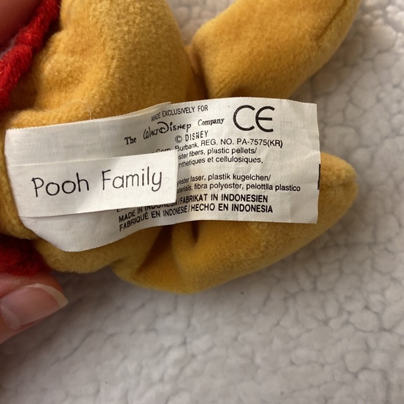 Winnie the Pooh beanie baby Christmas sweater - Picture 3 of 3